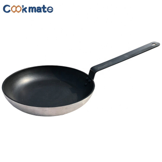 Alta calidad de acero inoxidable de acero inoxidable utensilios de cocina tortilla de cerámica de cerámica sin palo de cobertura