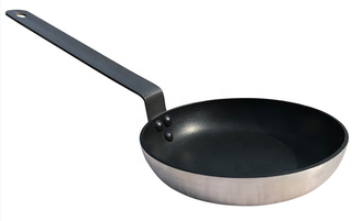 Buena calidad comercial de acero inoxidable fundido de acero inoxidable sin palmada de sartén de sartén para freír forjado Fry Pan